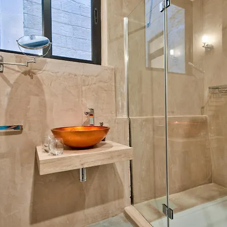Casa Zoe By Vallettastay * Valletta